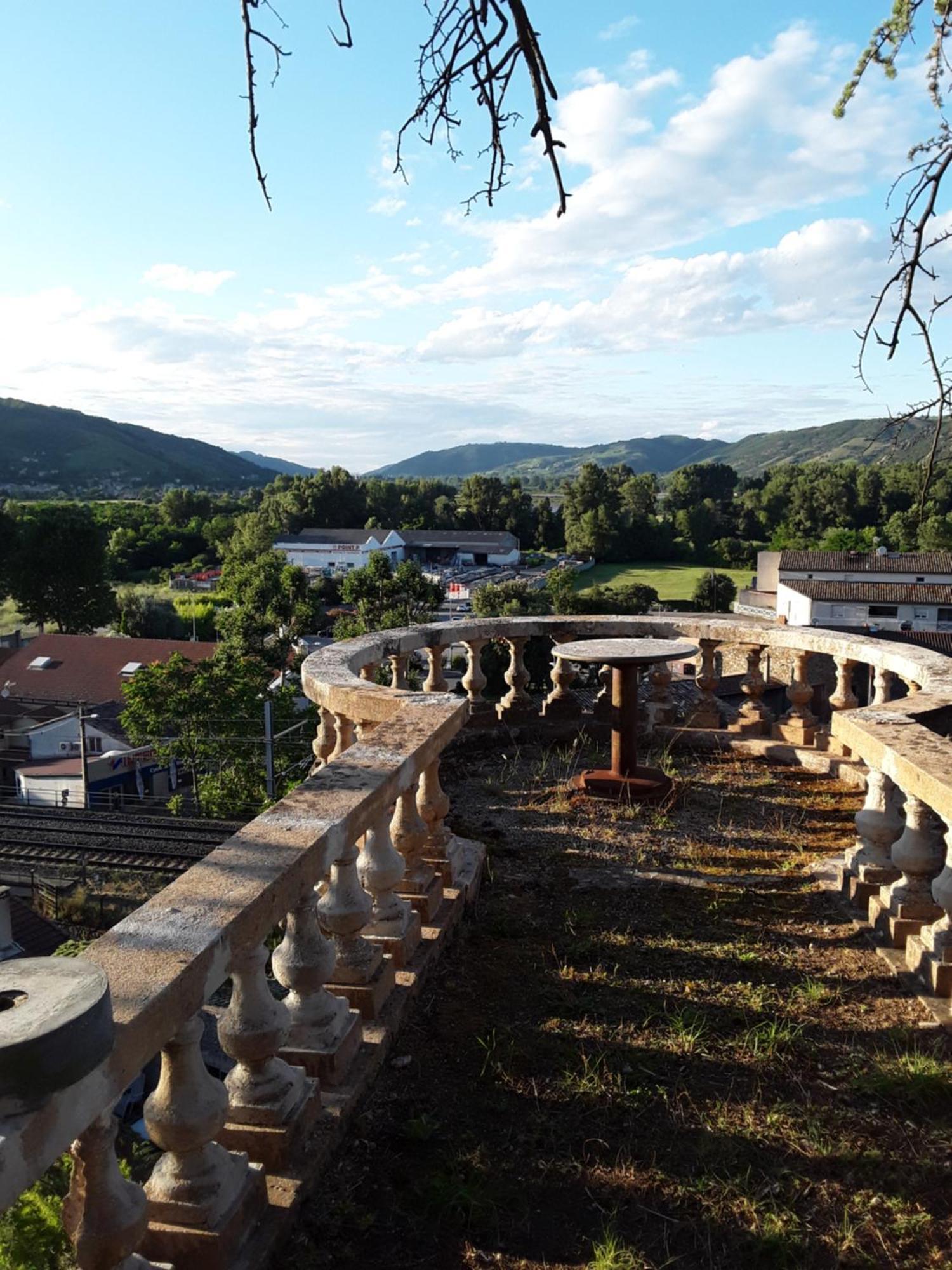Gite Du Vigneron A La Terrasse Piscine Local Velos تورنو-سور-رون المظهر الخارجي الصورة